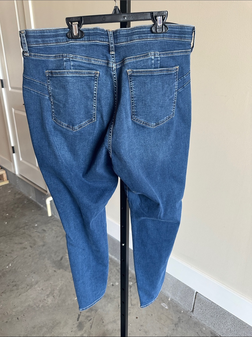NWT Bold Elements Skinny Jeans size 18 women’s - Picture 6 of 7